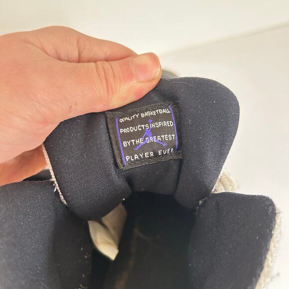 Nike Air Jordan Retro 11 Concord Youth Shoes Black White - Picture 9 of 10